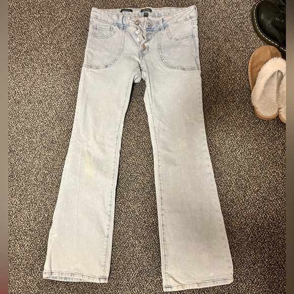 Low rise flare jeans - Picture 1 of 2